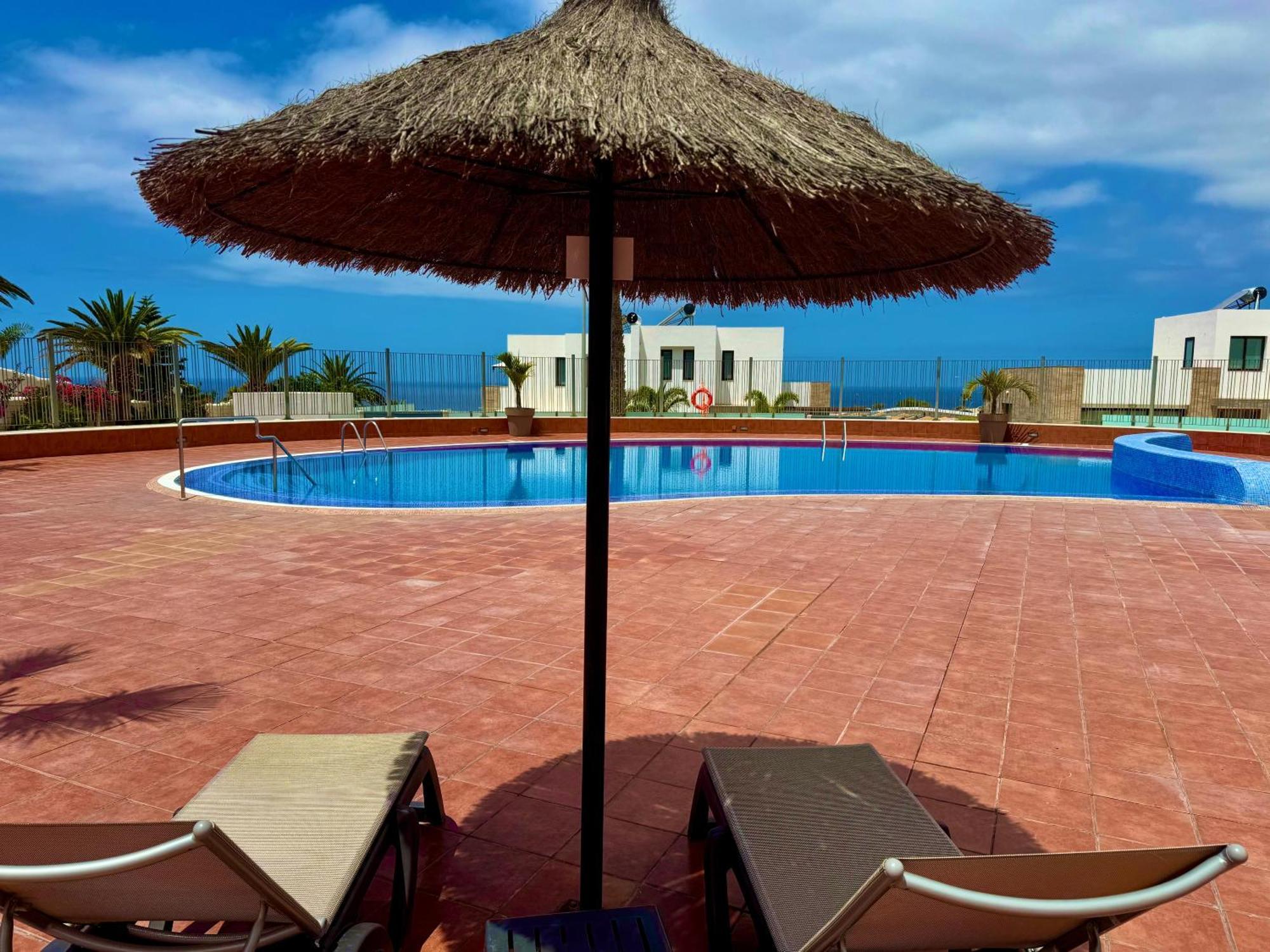 Stunning Apartments With Pool Tenerife 아데제 외부 사진