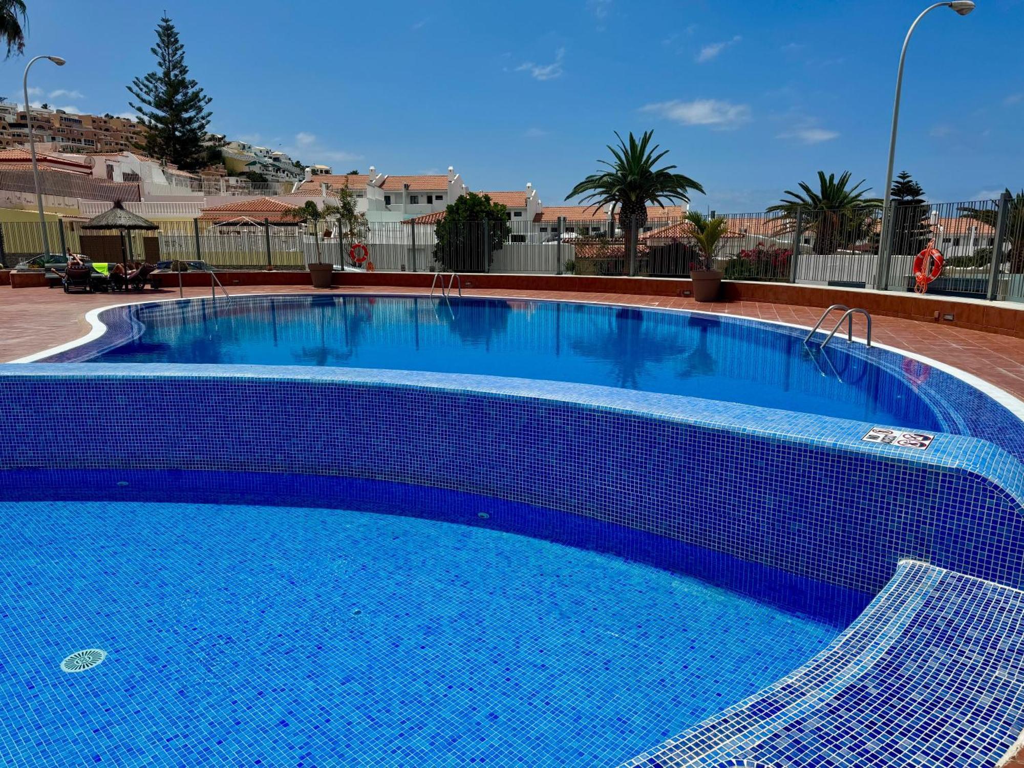 Stunning Apartments With Pool Tenerife 아데제 외부 사진