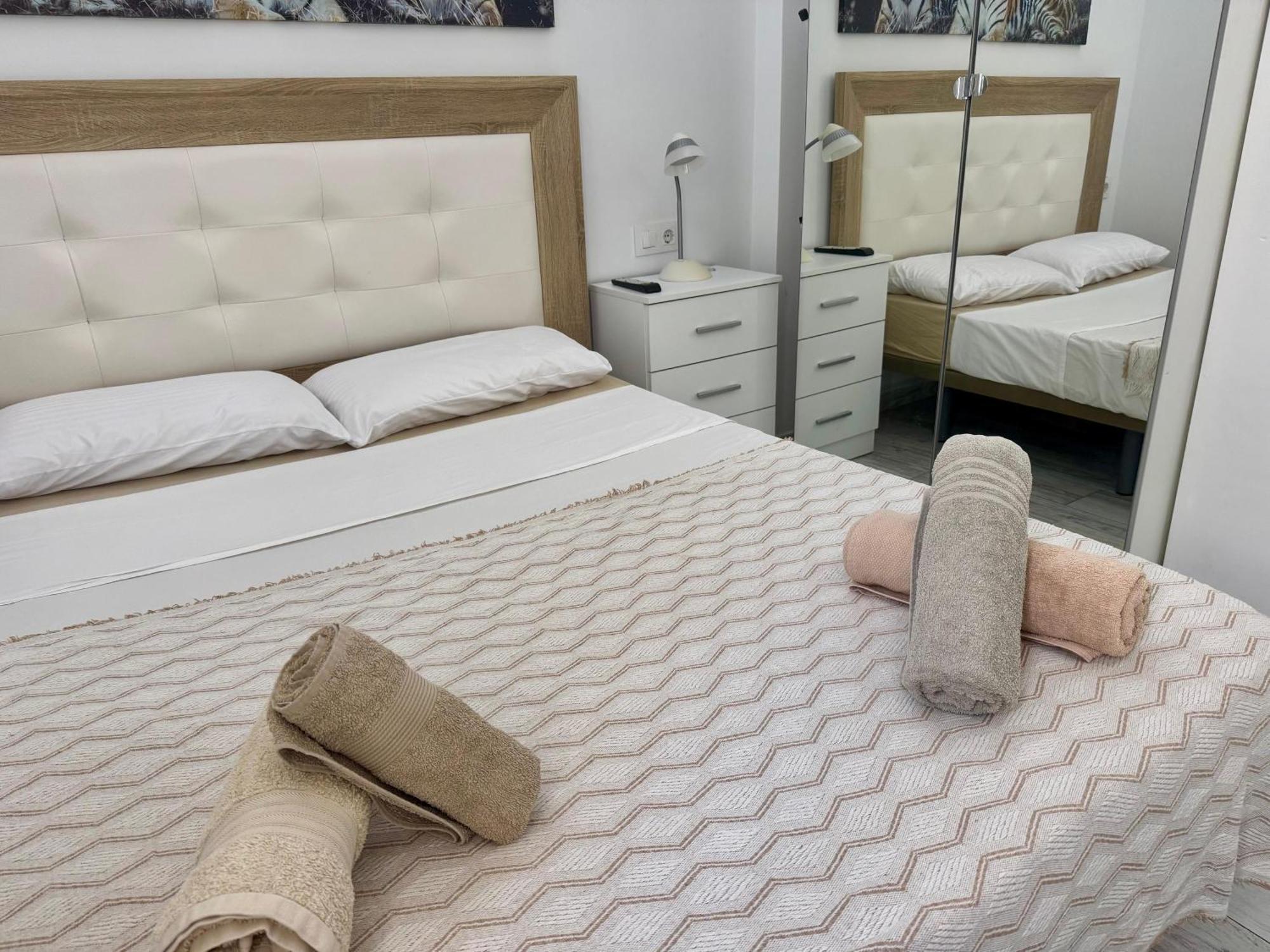 Stunning Apartments With Pool Tenerife 아데제 외부 사진